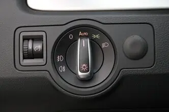 Volkswagen Passat, 1.6, 77 kW, дизель, механическая, передний привод