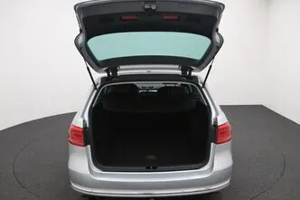 Volkswagen Passat, 1.6, 77 kW, дизель, механическая, передний привод