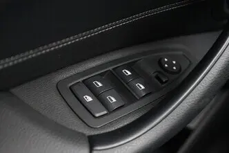 BMW X1, 2.0, 141 kW, бензин, автомат, передний привод