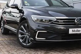 Volkswagen Passat, 158 kW, электричество, автомат, передний привод