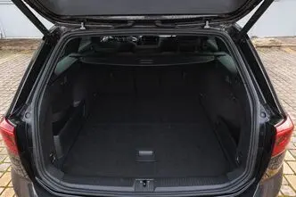 Volkswagen Passat, 158 kW, электричество, автомат, передний привод