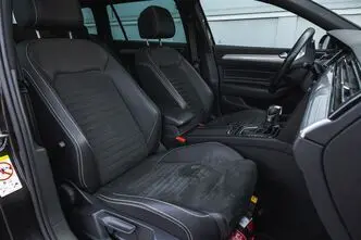 Volkswagen Passat, 158 kW, электричество, автомат, передний привод