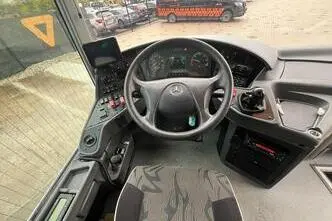 Mercedes-Benz INTOURO 4x2, 260 kW, diisel, automaat