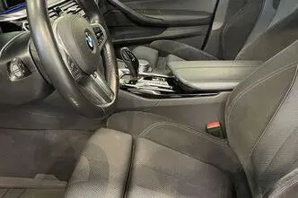 BMW 520, 2.0, 135 kW, hybrid, automatic, rear-wheel drive