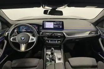 BMW 520, 2.0, 135 kW, hybrid, automatic, rear-wheel drive