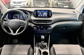 Hyundai Tucson, 1.6, 97 kW, petrol, manual, front-wheel drive