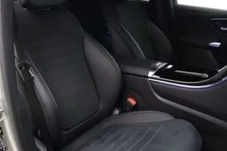 Mercedes-Benz GLC 200, 2.0, 150 kW, hybrid, automatic, four-wheel drive