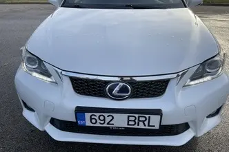 Lexus CT 200h, 1.8, 73 kW, гибрид, автомат, передний привод