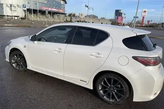 Lexus CT 200h, 1.8, 73 kW, гибрид, автомат, передний привод