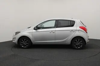 Hyundai i20, 1.2, 63 kW, бензин, механическая, передний привод