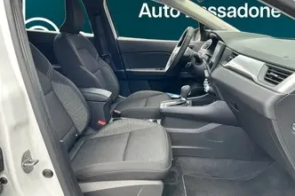 Renault Captur, 1.6, 105 kW, гибрид, автомат, передний привод