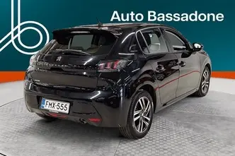 Peugeot 208, 1.2, 74 kW, bensiin, automaat, esivedu