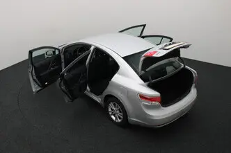 Toyota Avensis, 2.0, 112 kW, bensiin, manuaal, esivedu