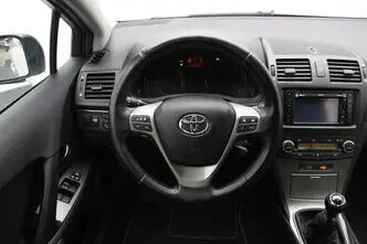 Toyota Avensis, 2.0, 112 kW, bensiin, manuaal, esivedu