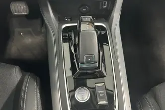 Peugeot 308, 1.2, 96 kW, бензин, автомат, передний привод