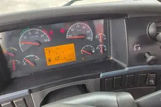 Volvo FM300 6X2*4 HMF 910, 220 kW, дизель