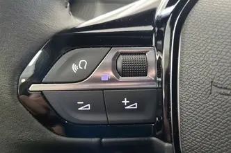 Peugeot 2008, electric, automatic, front-wheel drive