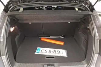Renault Captur, 1.6, 105 kW, hybrid, automatic, front-wheel drive