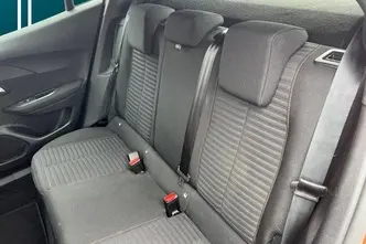 Peugeot 2008, electric, automatic, front-wheel drive
