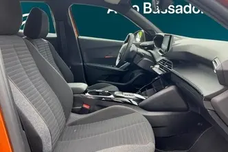 Peugeot 2008, electric, automatic, front-wheel drive
