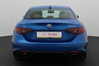 Alfa Romeo Giulia, 2.0, 148 kW, бензин, автомат, задний привод
