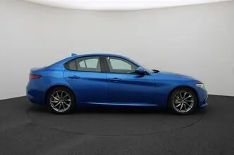 Alfa Romeo Giulia, 2.0, 148 kW, бензин, автомат, задний привод