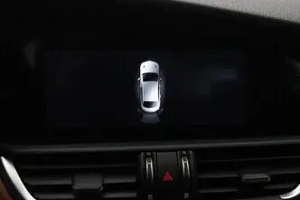 Alfa Romeo Giulia, 2.0, 148 kW, бензин, автомат, задний привод
