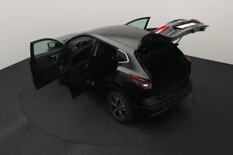 Nissan Qashqai, 1.3, 116 kW, бензин, автомат, передний привод