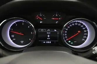 Opel Insignia, 1.5, 90 kW, diesel, manual, front-wheel drive