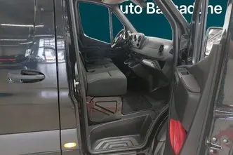 Mercedes-Benz Sprinter, 2.1, 105 kW, diesel, automatic, front-wheel drive