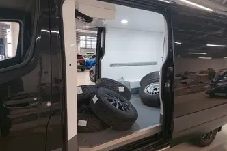Mercedes-Benz Sprinter, 2.1, 105 kW, diesel, automatic, front-wheel drive