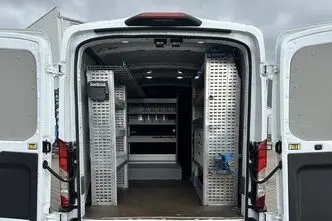 Ford Transit, 2.0, 125 kW, diisel, manuaal, tagavedu