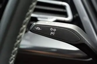 Audi Q4 e-tron, 210 kW, electric, automatic, rear-wheel drive