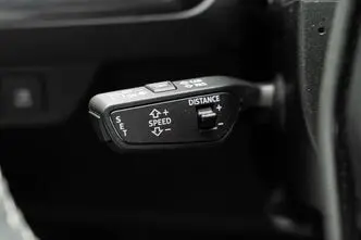 Audi Q4 e-tron, 210 kW, electric, automatic, rear-wheel drive