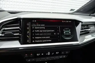Audi Q4 e-tron, 210 kW, electric, automatic, rear-wheel drive