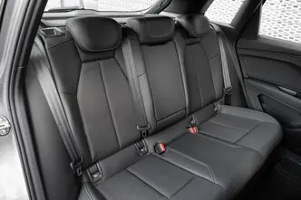 Audi Q4 e-tron, 210 kW, electric, automatic, rear-wheel drive
