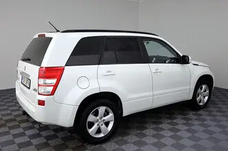 Suzuki Grand Vitara, 2.4, 124 kW, бензин, автомат, полный привод