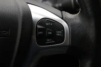 Ford Fiesta, 1.5, 70 kW, дизель, механическая, передний привод