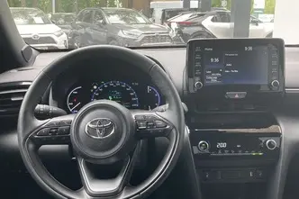 Toyota Yaris Cross, 1.5, 68 kW, hybrid, automatic, front-wheel drive
