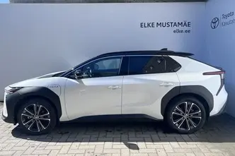Toyota bZ4X, 118 kW, electric, four-wheel drive