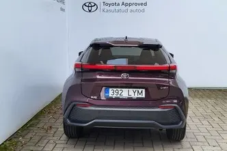 Toyota C-HR, 1.8, 72 kW, hybrid, automatic, front-wheel drive