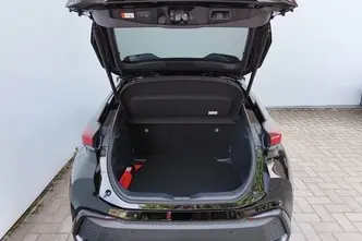 Toyota C-HR, 2.0, 112 kW, hybrid, automatic, four-wheel drive