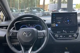 Toyota Corolla, 1.8, 72 kW, гибрид, автомат, передний привод