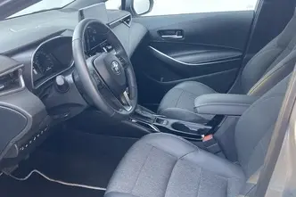 Toyota Corolla, 1.8, 72 kW, гибрид, автомат, передний привод