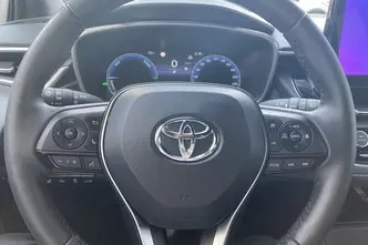 Toyota Corolla, 1.8, 72 kW, гибрид, автомат, передний привод