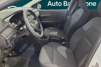 Dacia Sandero, 1.0, 67 kW, бензин, механическая, передний привод