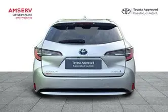 Toyota Corolla, 1.8, 72 kW, гибрид, автомат, передний привод