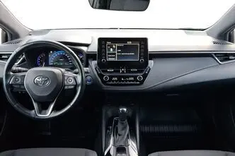 Toyota Corolla, 1.8, 72 kW, гибрид, автомат, передний привод