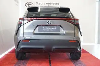 Toyota bZ4X, 118 kW, electric, automatic, four-wheel drive