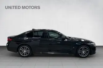 BMW 520, 2.0, 140 kW, hybrid, automatic, four-wheel drive
